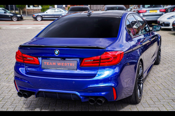 BMW 5 Serie M5 | Sport uitlaat | Head up Display | Driving Assistant Plus | Carbon Dak | Harman/Kardon | Stoelverkoeling | 360 Cam