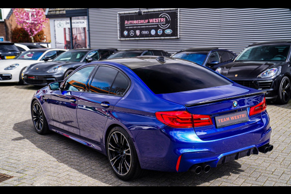 BMW 5 Serie M5 | Sport uitlaat | Head up Display | Driving Assistant Plus | Carbon Dak | Harman/Kardon | Stoelverkoeling | 360 Cam