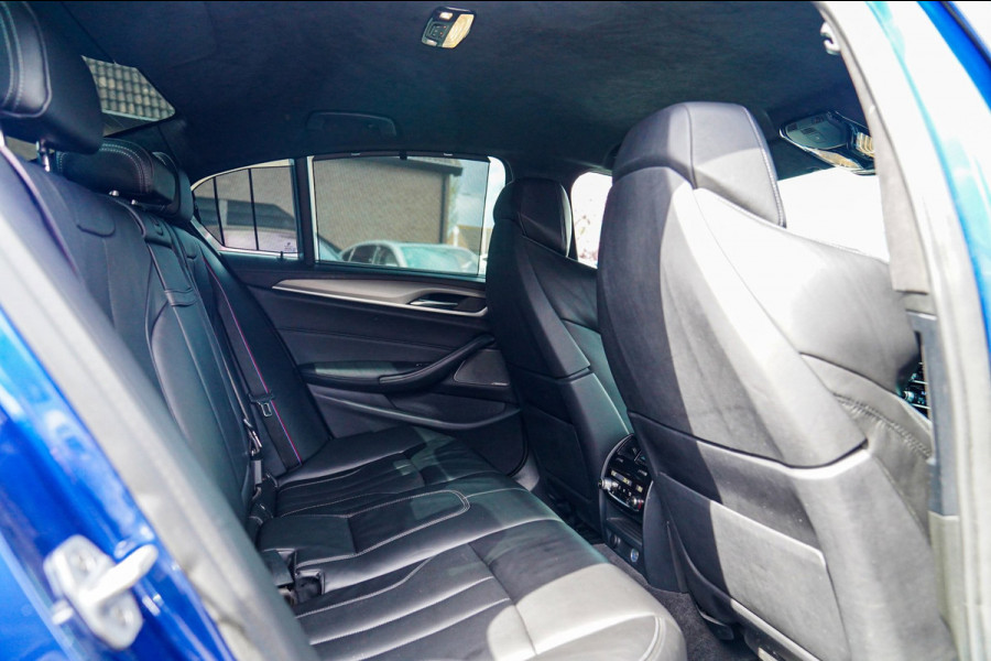 BMW 5 Serie M5 | Sport uitlaat | Head up Display | Driving Assistant Plus | Carbon Dak | Harman/Kardon | Stoelverkoeling | 360 Cam