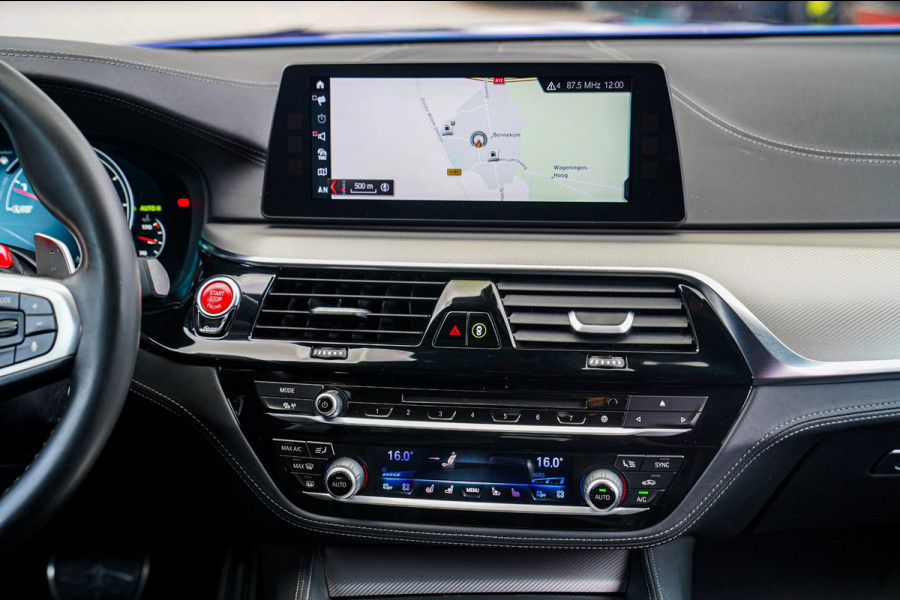 BMW 5 Serie M5 | Sport uitlaat | Head up Display | Driving Assistant Plus | Carbon Dak | Harman/Kardon | Stoelverkoeling | 360 Cam