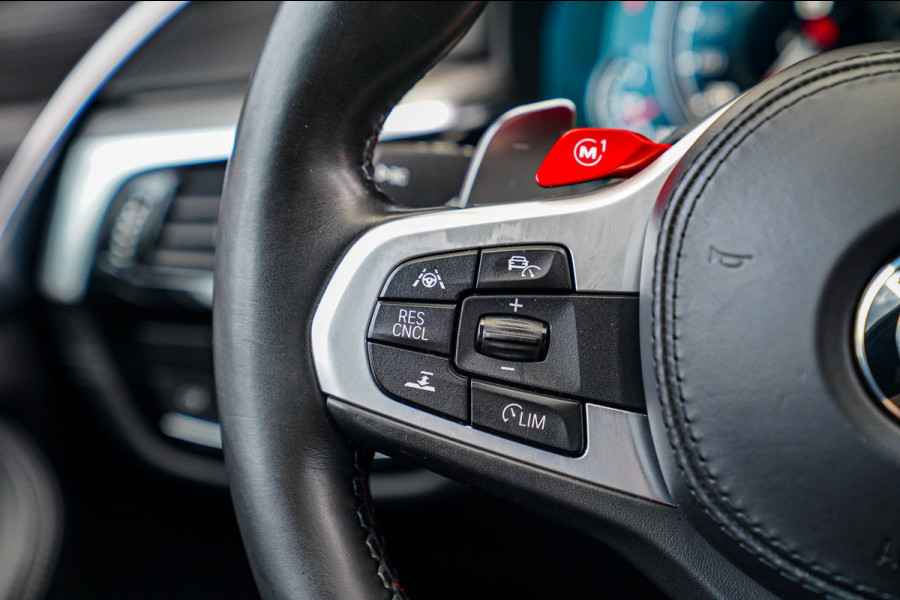 BMW 5 Serie M5 | Sport uitlaat | Head up Display | Driving Assistant Plus | Carbon Dak | Harman/Kardon | Stoelverkoeling | 360 Cam