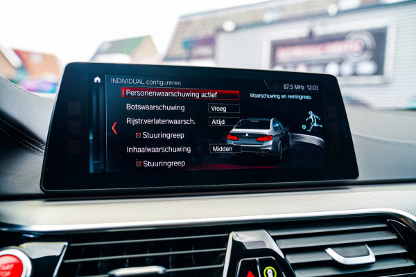 BMW 5 Serie M5 | Sport uitlaat | Head up Display | Driving Assistant Plus | Carbon Dak | Harman/Kardon | Stoelverkoeling | 360 Cam