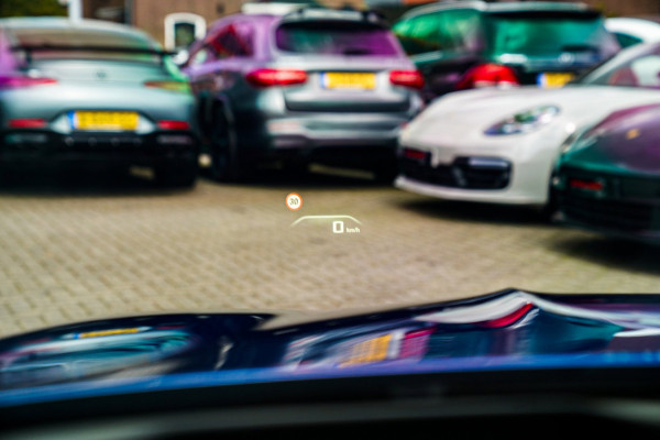 BMW 5 Serie M5 | Sport uitlaat | Head up Display | Driving Assistant Plus | Carbon Dak | Harman/Kardon | Stoelverkoeling | 360 Cam