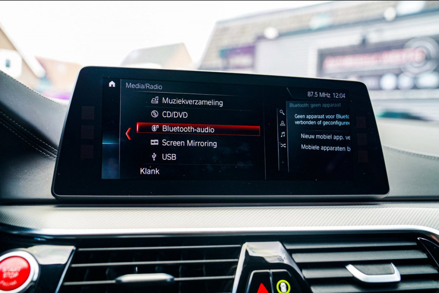 BMW 5 Serie M5 | Sport uitlaat | Head up Display | Driving Assistant Plus | Carbon Dak | Harman/Kardon | Stoelverkoeling | 360 Cam