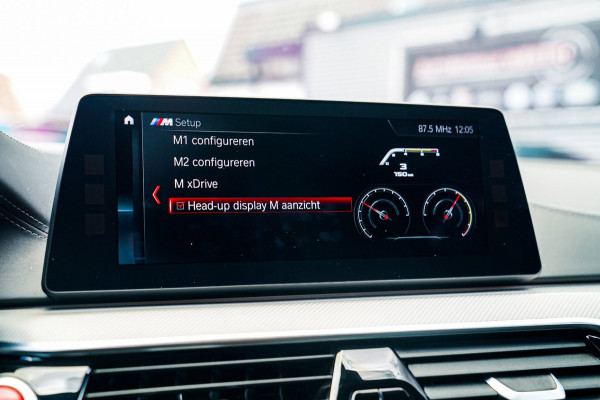 BMW 5 Serie M5 | Sport uitlaat | Head up Display | Driving Assistant Plus | Carbon Dak | Harman/Kardon | Stoelverkoeling | 360 Cam