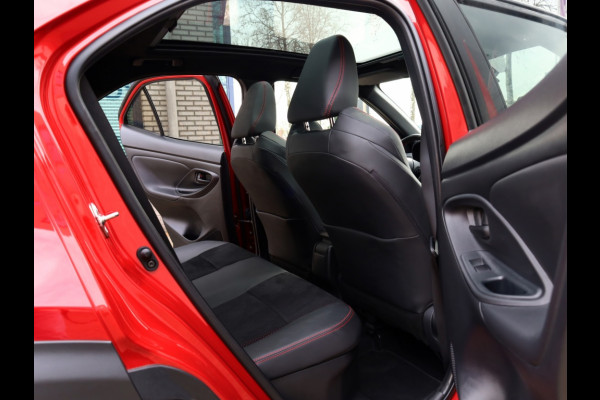 Toyota Yaris Cross 1.5 Hybrid GR Sport | Panoramadak | JBL Audio | Head-Up