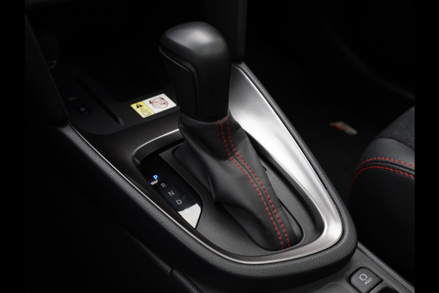 Toyota Yaris Cross 1.5 Hybrid GR Sport | Panoramadak | JBL Audio | Head-Up