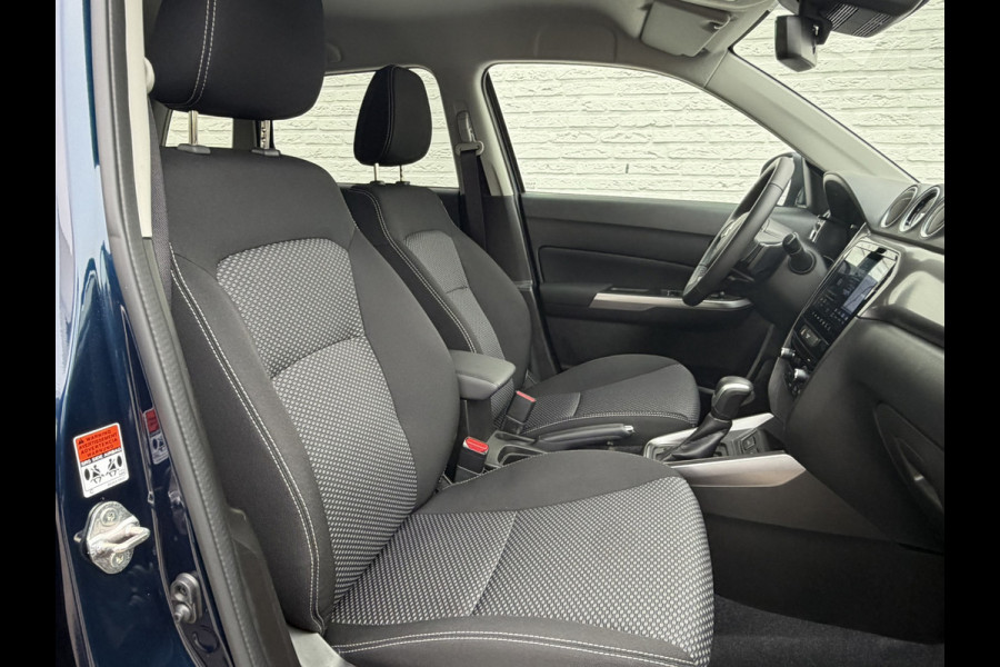 Suzuki Vitara 1.5 Hybrid Automaat Adapt Cruise Clima Stoelverwarming Camera + Sensoren Dab+ Carplay Full led