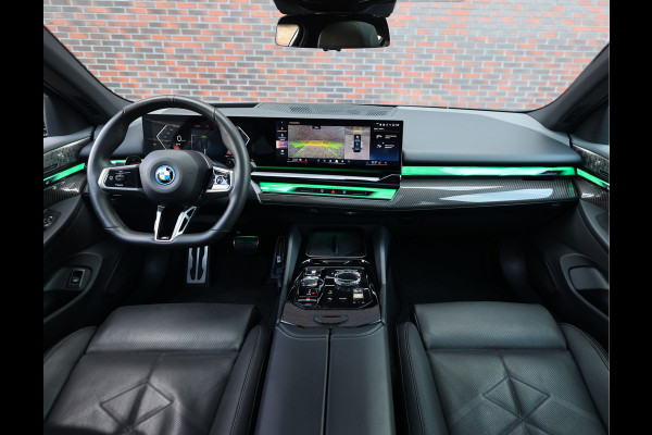 BMW 5 Serie 550e xDrive | Pano - M Sport Pro - Bowers&Wilkins