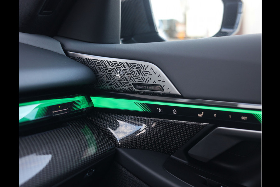 BMW 5 Serie 550e xDrive | Pano - M Sport Pro - Bowers&Wilkins