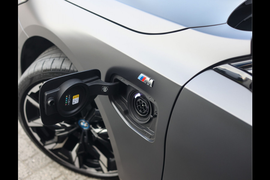 BMW 5 Serie 550e xDrive | Pano - M Sport Pro - Bowers&Wilkins