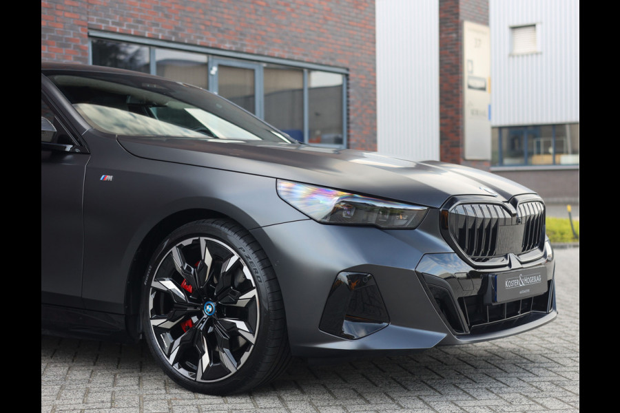 BMW 5 Serie 550e xDrive | Pano - M Sport Pro - Bowers&Wilkins