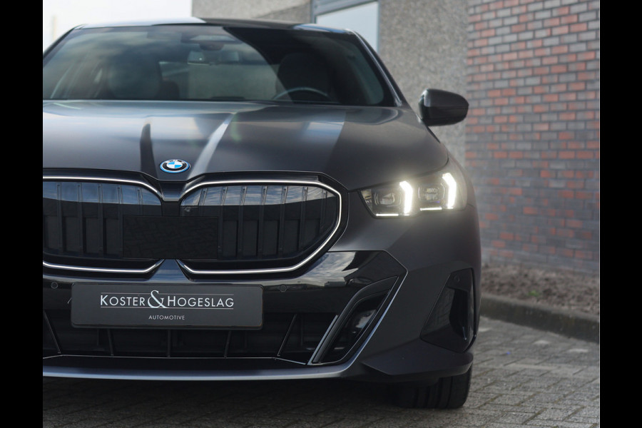 BMW 5 Serie 550e xDrive | Pano - M Sport Pro - Bowers&Wilkins