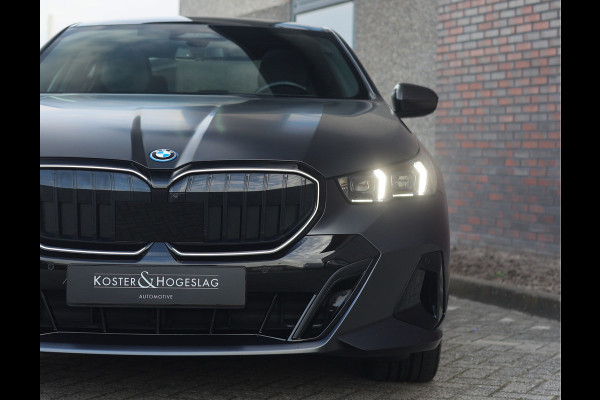 BMW 5 Serie 550e xDrive | Pano - M Sport Pro - Bowers&Wilkins