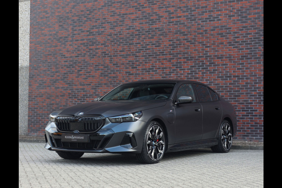 BMW 5 Serie 550e xDrive | Pano - M Sport Pro - Bowers&Wilkins