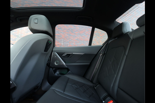 BMW 5 Serie 550e xDrive | Pano - M Sport Pro - Bowers&Wilkins