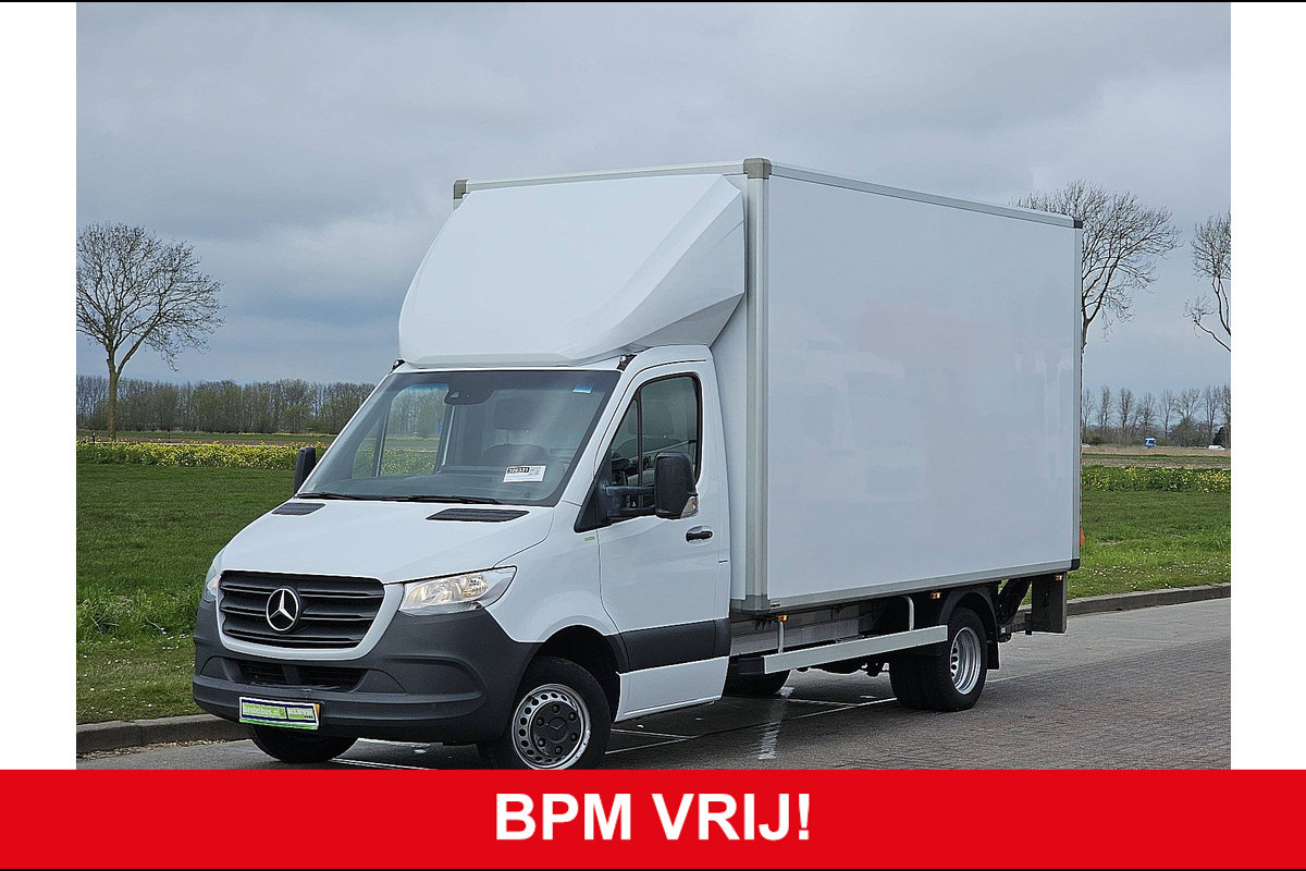 Mercedes-Benz Sprinter 515 Bakwagen Laadklep Dubbellucht Zijdeur Mbux Cruise