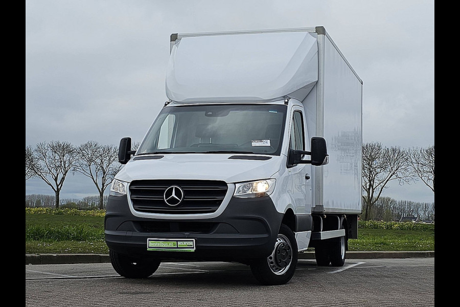 Mercedes-Benz Sprinter 515 Bakwagen Laadklep Dubbellucht Zijdeur Mbux Cruise