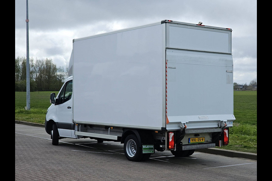 Mercedes-Benz Sprinter 515 Bakwagen Laadklep Dubbellucht Zijdeur Mbux Cruise