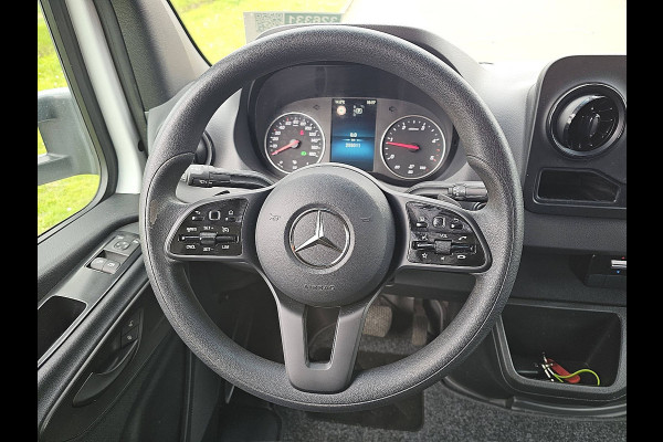 Mercedes-Benz Sprinter 515 Bakwagen Laadklep Dubbellucht Zijdeur Mbux Cruise