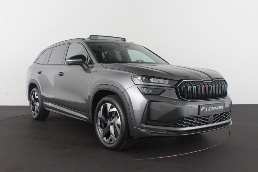 Škoda Kodiaq 1.5 TSI PHEV Sportline Business > Panorama/Trekhaak/Graphite Grey (nieuw)