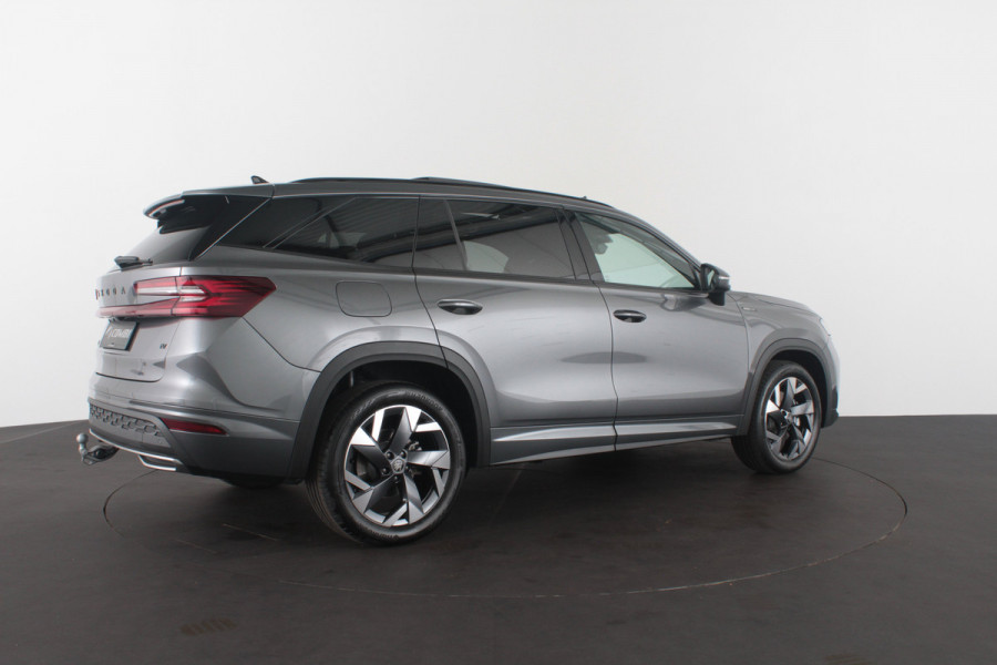 Škoda Kodiaq 1.5 TSI PHEV Sportline Business > Panorama/Trekhaak/Graphite Grey (nieuw)