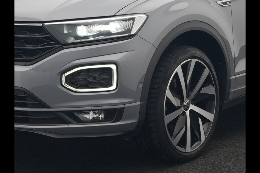 Volkswagen T-Roc Cabrio 1.5 TSI 2 x R-Line 150pk DSG Dealer O.H | Valcona Lederen Sportstoelen | Adaptive Cruise | Trekhaak Afn. | Beats Audio | IQ Drive | 19"L.M | Camera | Stuurverwarming |  Keyless | Matrix LED |