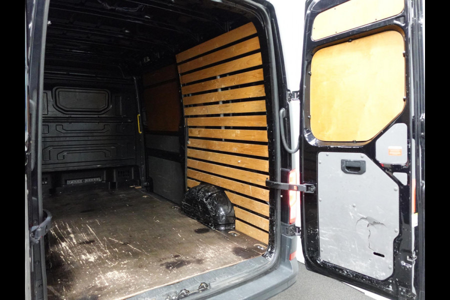 Volkswagen Crafter 177pk Automaat L3H3/ L2H2 Highline Camera Apple Carplay/Android Auto Airco Cruise control Euro6