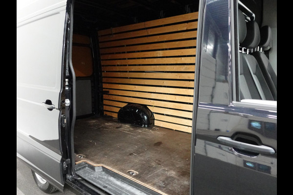 Volkswagen Crafter 177pk Automaat L3H3/ L2H2 Highline Camera Apple Carplay/Android Auto Airco Cruise control Euro6