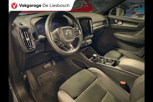 Volvo XC40 1.5 T4 Plug-in hybrid Plus Dark / Harman-Kardon / pilot assist / camera / stuur en stoel verwarming