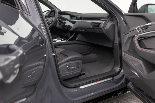 Audi Q8 e-tron 55 Quattro 408pk 115 kWh S-stoelen Pano B&O