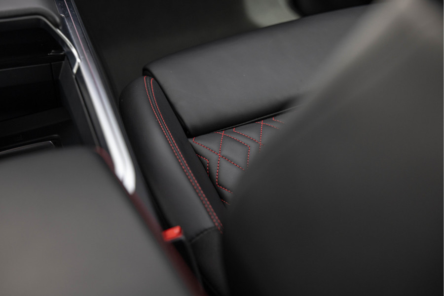 Audi Q8 e-tron 55 Quattro 408pk 115 kWh S-stoelen Pano B&O