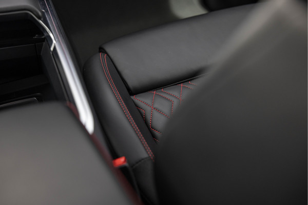 Audi Q8 e-tron 55 Quattro 408pk 115 kWh S-stoelen Pano B&O