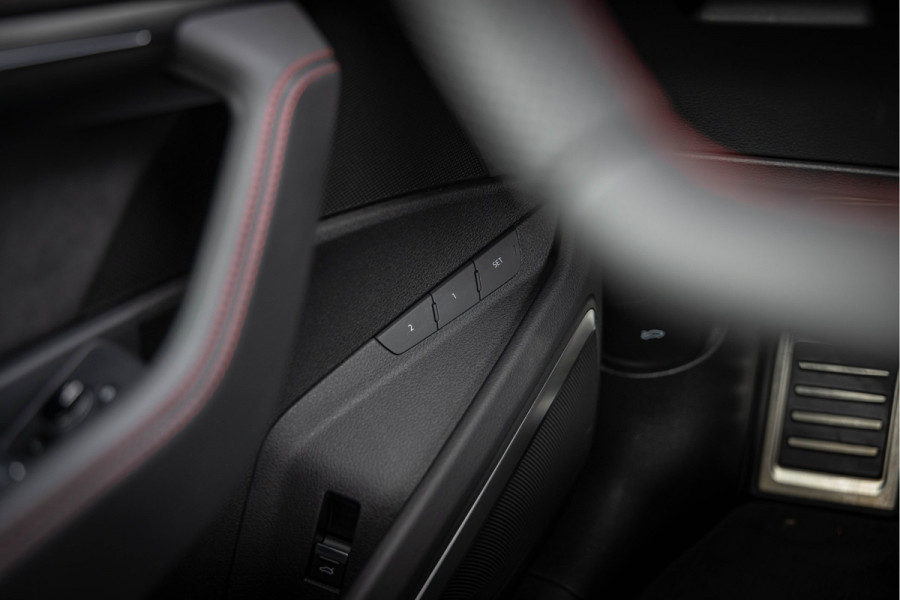 Audi Q8 e-tron 55 Quattro 408pk 115 kWh S-stoelen Pano B&O