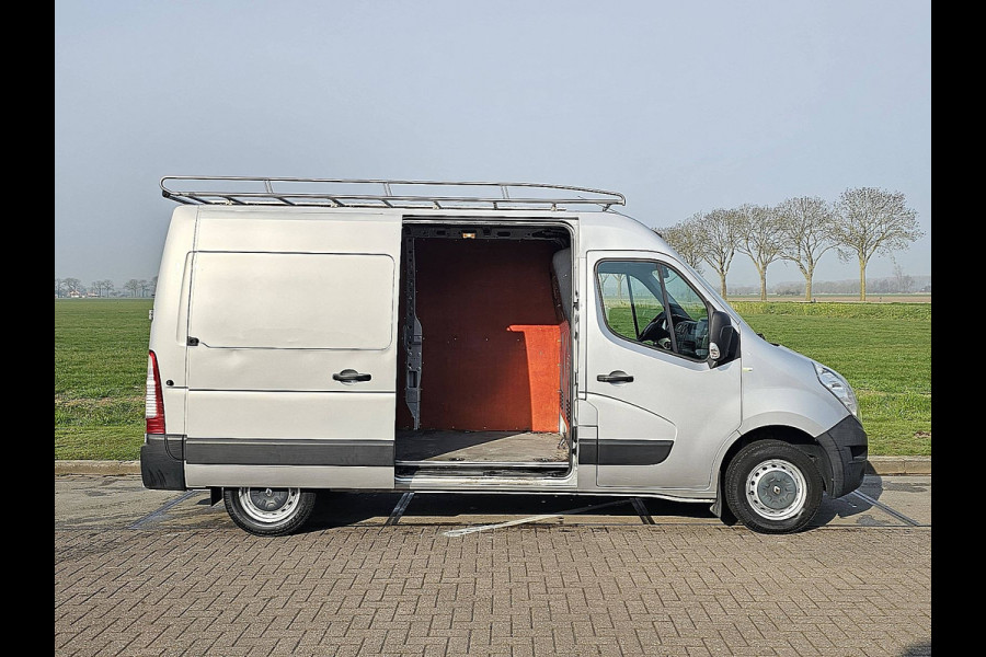 Renault Master T35 2.3 dCi L2H2 145PK Imperiaal NAP Airco Euro6 Camera 1e Eigenaar Trekhaak