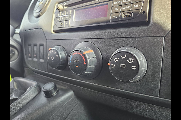 Renault Master T35 2.3 dCi L2H2 145PK Imperiaal NAP Airco Euro6 Camera 1e Eigenaar Trekhaak