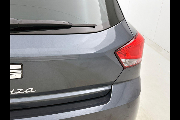 Seat Ibiza 1.0 EcoTSI Style Business Intense Navigatie Apple Carplay/Android Auto Parkeersensoren Virtual Cockpit Cruise Control Stoelverwarming Full Led Climate Control