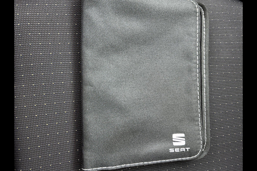 Seat Ibiza 1.0 EcoTSI Style Business Intense Navigatie Apple Carplay/Android Auto Parkeersensoren Virtual Cockpit Cruise Control Stoelverwarming Full Led Climate Control