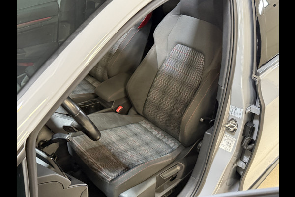 Volkswagen Golf 2.0 TSI GTI | IQ Light | ACC | Pano | Harman Kardon