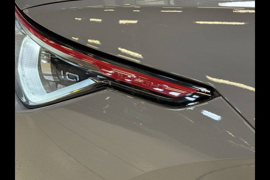 Volkswagen Golf 2.0 TSI GTI | IQ Light | ACC | Pano | Harman Kardon