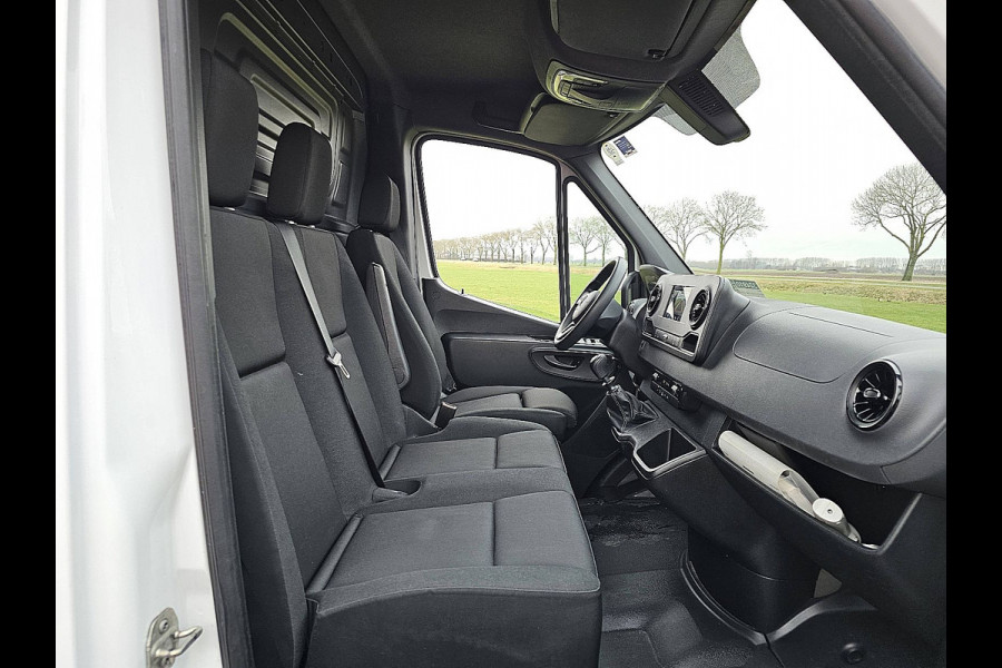 Mercedes-Benz Sprinter 317 L2H2 Mbux RWD 360Camera Navi Euro6 Airco Pdc 170Pk!