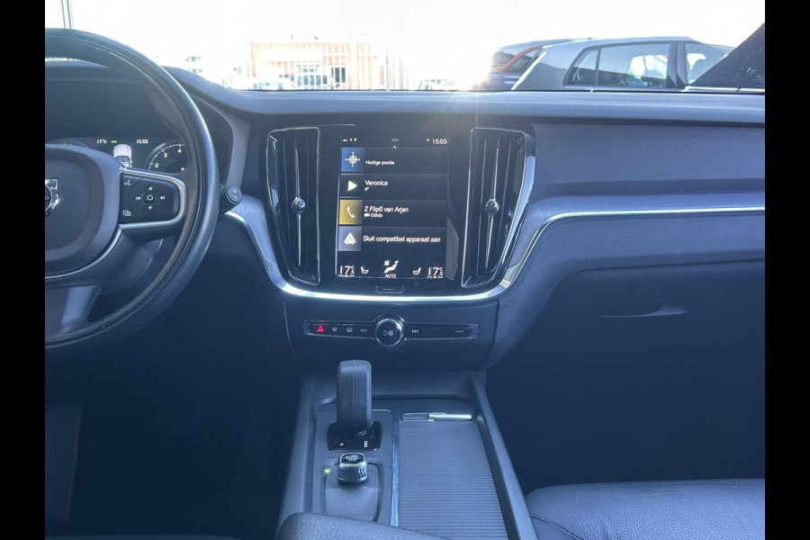 Volvo V60 2.0 B3 Momentum Advantage NL-AUTO | NAVI | 19''| LEDER|