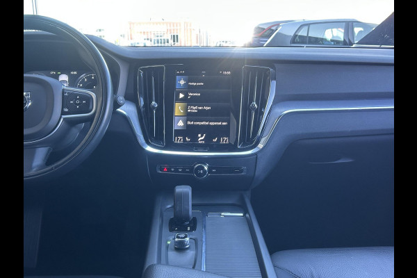 Volvo V60 2.0 B3 Momentum Advantage NL-AUTO | NAVI | 19''| LEDER|