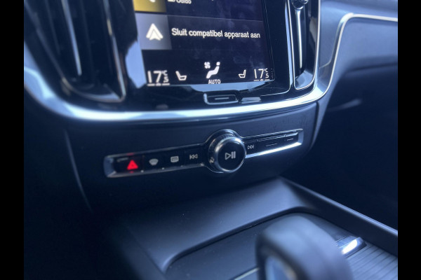 Volvo V60 2.0 B3 Momentum Advantage NL-AUTO | NAVI | 19''| LEDER|