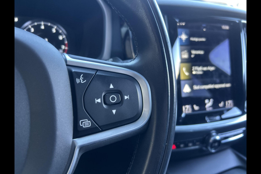 Volvo V60 2.0 B3 Momentum Advantage NL-AUTO | NAVI | 19''| LEDER|