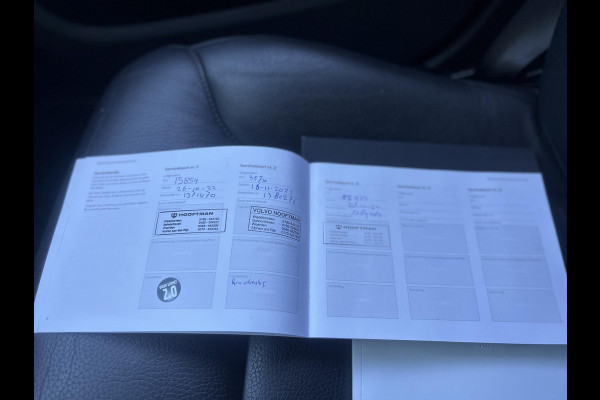 Volvo V60 2.0 B3 Momentum Advantage NL-AUTO | NAVI | 19''| LEDER|