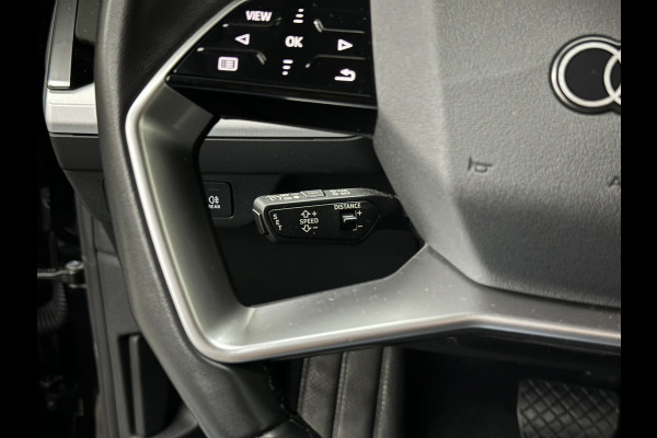 Audi Q4 e-tron 45 Quattro S-Line 77 kWh | ACC | Matrix-LED | Keyless-Entry | Standkachel | Carplay | Lane Assist | 3-Zone Clima | Stoelverwarming | Getint Glas | Autom. Parkeren | Virtual Cockpit |