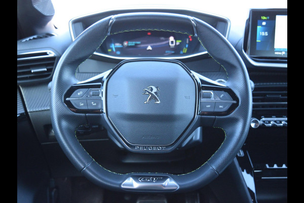 Peugeot e-208 EV GT Pack 50 kWh SOH 94% | CAMERA MET SENSOREN | NAVI & CARPLAY | E.C.C. |