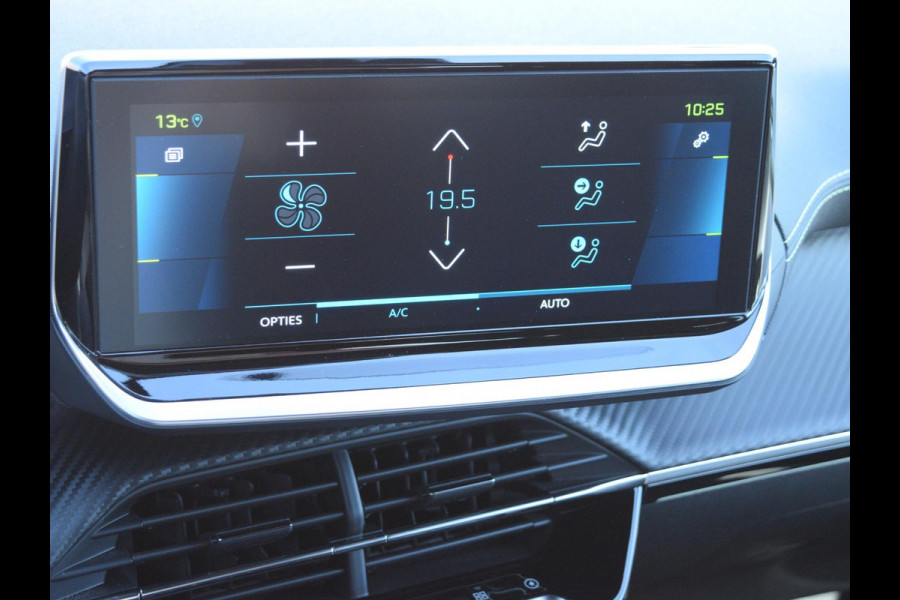 Peugeot e-208 EV GT Pack 50 kWh SOH 94% | CAMERA MET SENSOREN | NAVI & CARPLAY | E.C.C. |