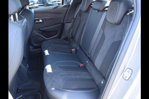 Peugeot e-208 EV GT Pack 50 kWh SOH 94% | CAMERA MET SENSOREN | NAVI & CARPLAY | E.C.C. |